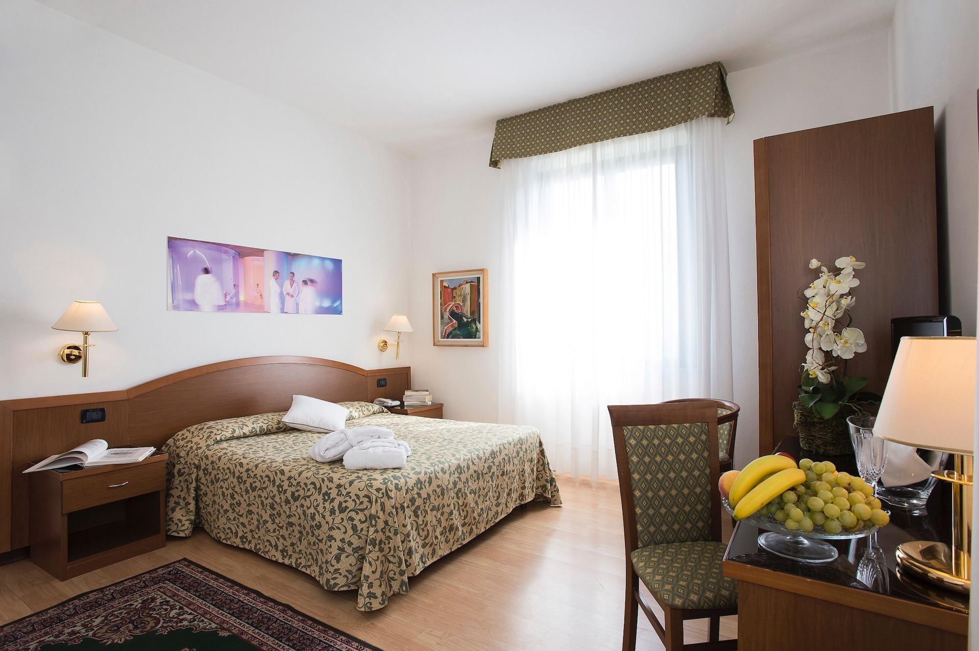 Hotel Angiolino เคียนเชียโนแตร์เม ภายนอก รูปภาพ